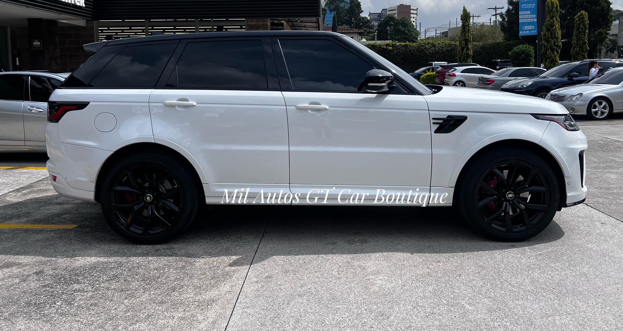 Range Rover (2)