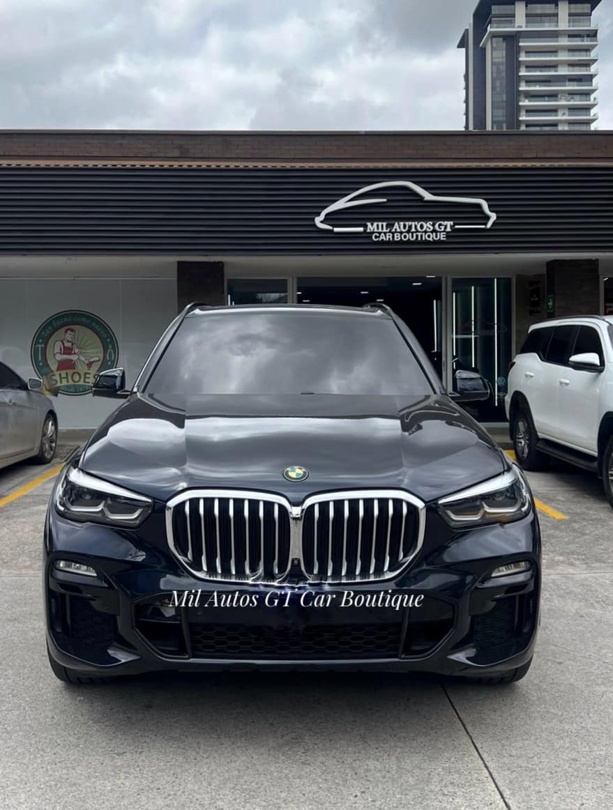 BMW X5 (1)