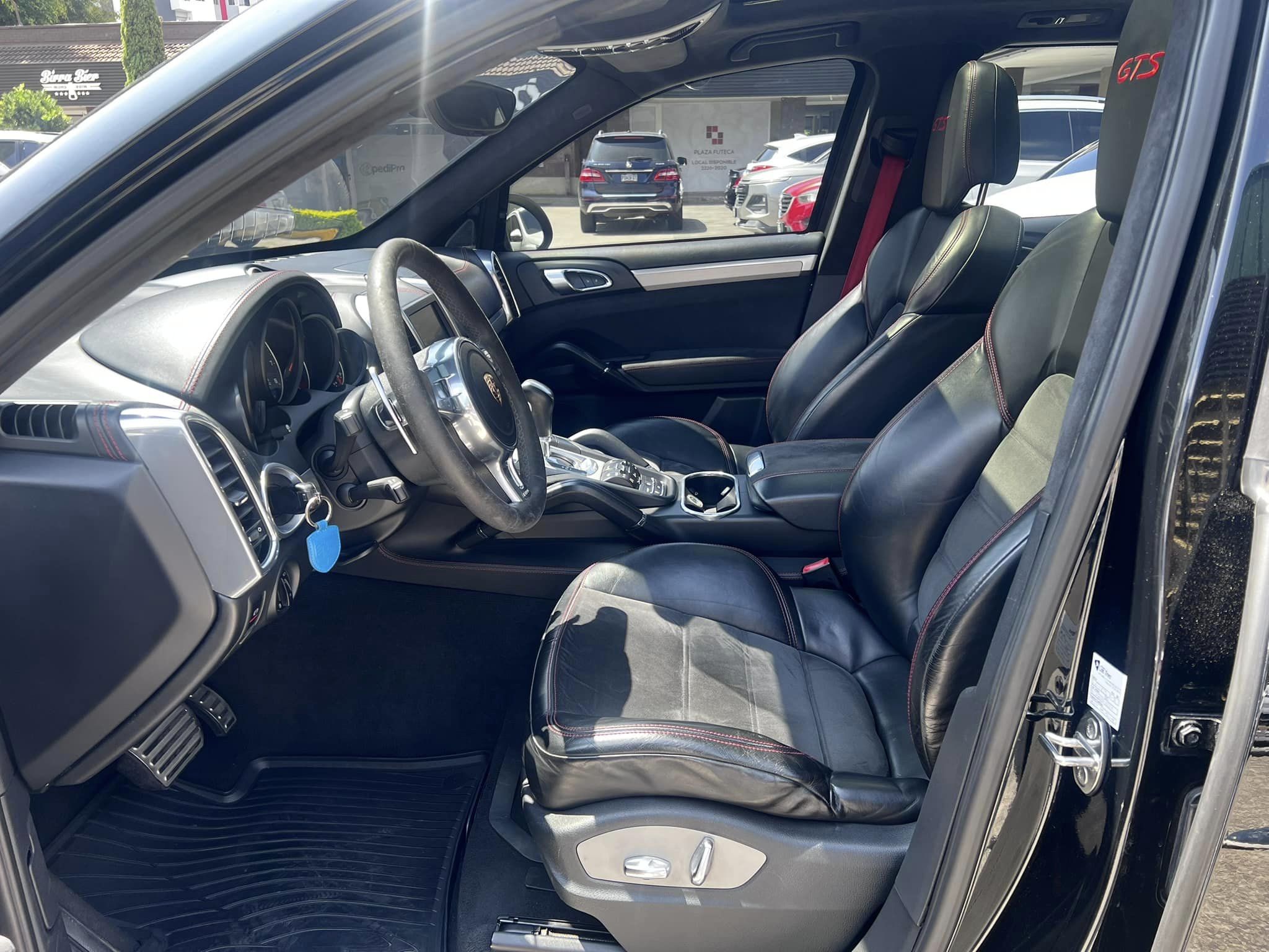 Porsche (14)