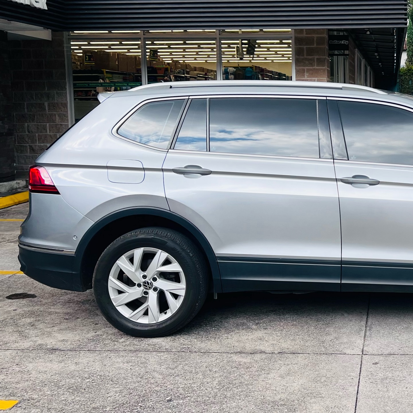 541535468_18323154175232058_780482070983169594_n