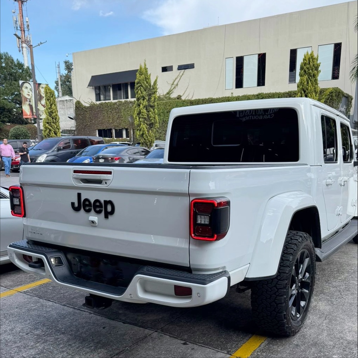 564274854_18329378530232058_8680586275903049517_n