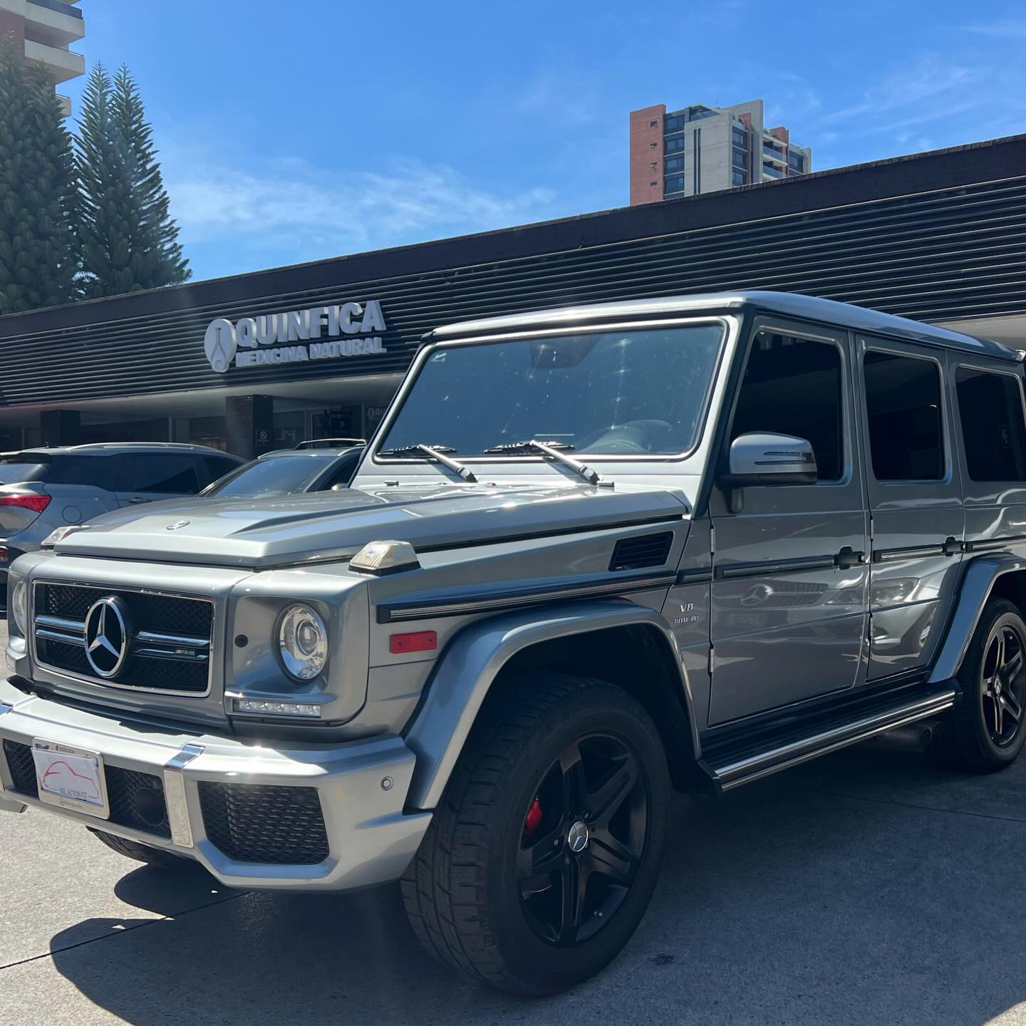 Mercedes Benz g-class 550