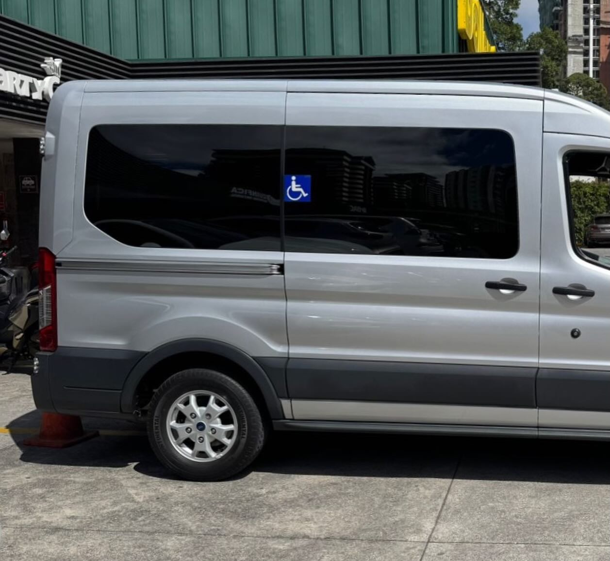 620404619_18342047824232058_5291931726284656870_n