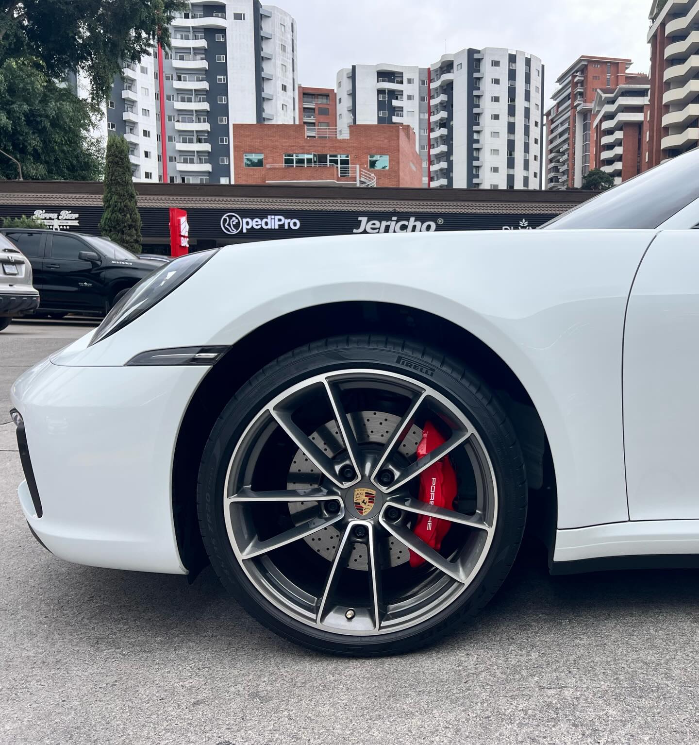 651951616_18349123297232058_5185711534155657891_n