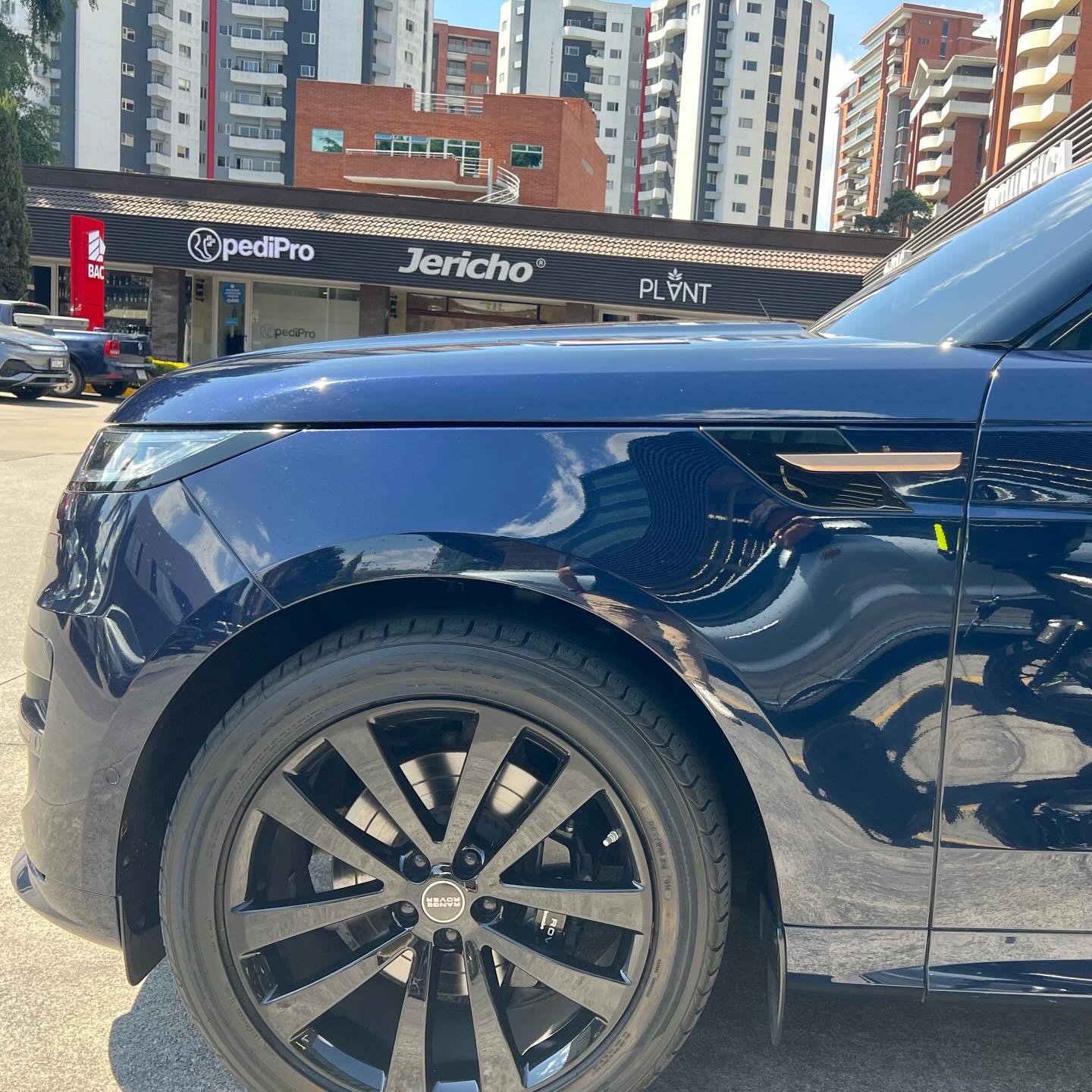 655073084_18350020969232058_6315520372574311365_n